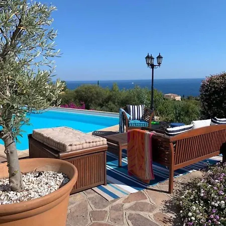With 4 Bedrooms For 10 People , Sea View Kss Immo וילה Saint-Raphaël